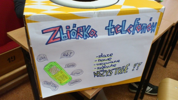 Szkolni wolontariusze pomagają misjonarzom