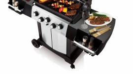 Broil King Signet 90 - spodoba się miłośnikom potraw z rożna. Styl życia, LIFESTYLE - Broil King Signet 90 spodoba się miłośnikom potraw z rożna. Grill ten łączy wyjątkową funkcjonalność z prostą obsługą oraz wyjątkowe wzornictwo z solidną konstrukcją