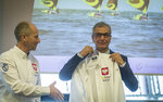 Minister Sportu i Turystyki z treneren kadry Energa Sailing Team Poland Pawłem Kowalskim Minister Sportu i Turystyki z treneren kadry Energa Sailing Team Poland Pawłem Kowalskim.jpg