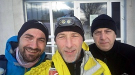 W szczytnym celu przez całe wybrzeże Styl życia, LIFESTYLE - Siedem dni, skrajnie trudne warunki pogodowe, sztorm i 550 kilometrów polskiego wybrzeża do pokonania na własnych nogach. Charytatywny bieg Ultrakrew ?Każdy ma swój krwiobieg? dotarł do mety m.in. dzięki wsparciu polskich czołówek.