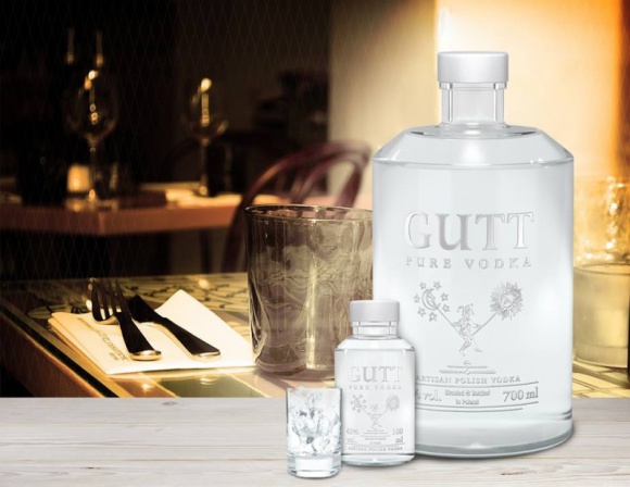 Alkohol w karnawale ? kilka porad Styl życia, LIFESTYLE - Gutt Vodka przygotowała poradnik, podpowiadający jak należy pić w karnawałowym okresie, aby się nie upić.
