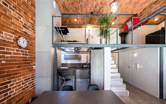 Wrocławski loft wnętrzem roku? Zagłosuj! Styl życia, LIFESTYLE - Beton na ścianach, metal na podłodze, huśtawka zamontowana pod sufitem. Wrocławski loft Nowej Papierni został nominowany w plebiscycie Polskie Wnętrze 2016. Głosowanie trwa do końca lutego.