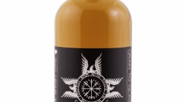 Limitowane edycje FLOKI już w Polsce Styl życia, LIFESTYLE - Islandzkie korzenie i mitologia ? limitowane edycje alkoholi z destylarni Eimverk Distillery właśnie zawitały do Polski.