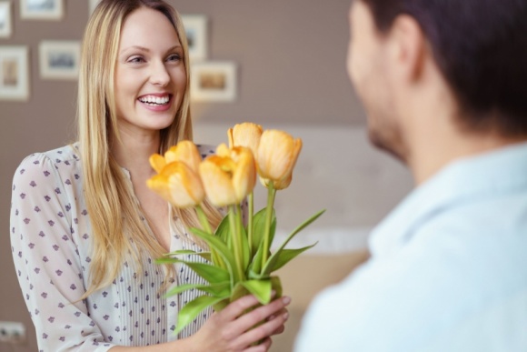 Dzień kobiet ? zdrowie Pań świętujmy z pomysłem Styl życia, LIFESTYLE - Każdy miesiąc ma swój wyjątkowy dzień. Nie inaczej jest w przypadku marca, który bezdyskusyjnie należy do płci pięknej. Z racji, iż obchodzony 8 marca Dzień Kobiet to święto międzynarodowe, niemożliwe aby nie było o nim głośno.