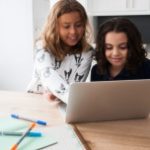 Wakacje w sieci ? jak zadbać o bezpieczeństwo dziecka w Internecie?