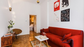 Autor Rooms wprowadza do swoich wnętrz meble i dekoracje od Patyny Styl życia, LIFESTYLE - Patyna nawiązuje współpracę z Autor Rooms, warszawskim konceptem nominowanym przez Wallpaper do tytułu Najpiękniejszego Hotelu 2016 roku. Do wystroju wnętrz unikalnego hotelu wprowadzono meble i dekoracje vintage, wyselekcjonowane spośród klasycznych dzieł polskich projektantów.