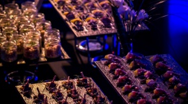 Deli Catering wsparło kulinarnie Galę Tech Awards Styl życia, LIFESTYLE - Największy plebiscyt technologiczny zakończony. Wydarzenie wsparł kulinarnie lider na rynku usług cateringowych w zakresie kulinariów eventowych, marka Deli Catering.