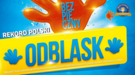 W ramach finału Akcji Bezpieczny Odblask będą bić Rekord Polski Styl życia, LIFESTYLE - Przed mieszkańcami Piekar Śląskich wyjątkowa szansa na pobicie Rekordu Polski na najdłuższy łańcuch z osób z elementami odblaskowymi. Bicie rekordu ma na celu zwiększanie bezpieczeństwa pieszych poruszających się po drogach.