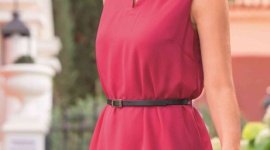 Zmysłowa, elegancka, uniwersalna ? kilka słów o czerwonej sukience