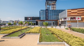 Jesień nowych marek we Wrocław Fashion Outlet Styl życia, LIFESTYLE - Nowy, powiększony salon Nike, jubiler W.Kruk, niezwykła oferta Lacoste czy stały salon Tchibo. To tylko niektóre z nowości, jakie jesienią czekają na miłośników stylowych okazji w największym outlecie Dolnego Śląska