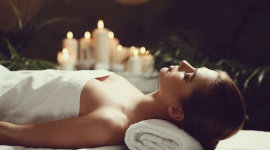 Jak przygotować się do nadchodzących świąt Bożego Narodzenia? Styl życia, LIFESTYLE - Przedświąteczny okres to czas gorączkowych przygotowań, poszukiwań, ale też narastającego stresu. Podpowiadamy, co można zrobić, by zawczasu przygotować się na wszelkie wyzwania, a dzięki temu Święta rozpocząć bez nerwów i z dobrym humorem.