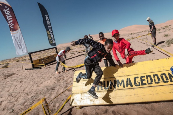 Runmageddon Kids na Saharze ze słodyczami Wawelu Styl życia, LIFESTYLE - Runmageddon Kids na Saharze ze słodyczami Wawelu