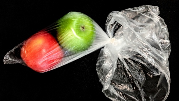 Ekologiczna rewolucja w domu, czyli jak ograniczyć zużycie plastiku