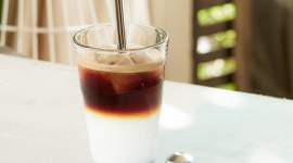 POCZUJ LATO Z MROŻONĄ KAWĄ NESPRESSO