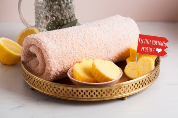 5 nieoczywistych sposobów na wykorzystanie sody oczyszczonej Styl życia, LIFESTYLE - W dobie wszechobecnego konsumpcjonizmu, coraz częściej szukamy porad i sprawdzonych sposobów na rozwiązanie codziennych problemów bez wychodzenia z domu. Dziurawe rajstopy naprawione za pomocą bezbarwnego (...)