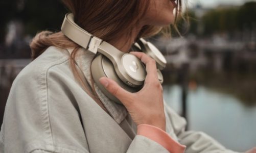 Nowy wymiar odbierania muzyki ? nauszne słuchawki Clam ANC DGTL od Fresh n Rebel