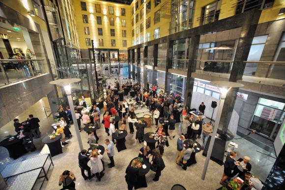 Sofitel Wine Days 2019 Styl życia, LIFESTYLE - Będąc ambasadorem nowoczesnego francuskiego stylu życia marka Sofitel już po raz 8. zaprosiła gości na Sofitel Wine Days, czyli wspólne celebrowanie wielkiego święta wina.