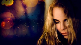 Mamy szansę, by zbudować nowy, lepszy świat Styl życia, LIFESTYLE - Świat się zatrzymał. Co to oznacza, czego nas uczy, jakie możemy z tej sytuacji wyciągnąć wnioski i jak dodać sobie i innym otuchy, by przetrwać czasy pandemii? O tym rozmawiamy z pianistką Beatą Szałwińską.