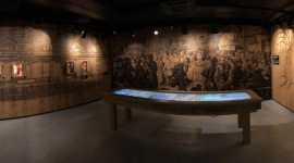 Polacy czasów Konstytucji 3 maja oczami przewodników Muzeum Polskiej Wódki Styl życia, LIFESTYLE - Jacy byli osiemnastowieczni Polacy? Czemu tak bardzo pragnęli reform? I w końcu ? jaki toast mogli wznieść na cześć uchwalenia Konstytucji 3 maja? Tło społeczne oraz obyczaje Polaków doby schyłku Rzeczypospolitej Obojga Narodów nakreślają przewodnicy Muzeum Polskiej Wódki.