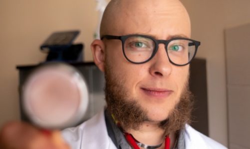 Kuchnia w dobie kwarantanny. Dlaczego Polacy kupują makaron i ser żółty?