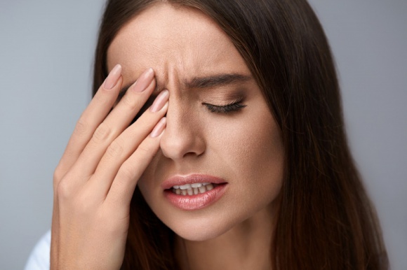 Alergia atakuje oczy - nie daj się! Styl życia, LIFESTYLE - 5 sposobów na to by zadbać o swoje oczy Swędzące, zaczerwienione, łzawiące i podrażnione oczy to typowy objaw alergii.