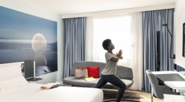 Odkryj świat obok siebie z Accor Styl życia, LIFESTYLE - Z okazji Dnia Hotelarza, Accor radzi jak dobrze spędzić wakacje w tym sezonie i o czym pamiętać, wybierając się na urlop.