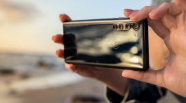 4 porady jak zrobić piękne zdjęcia z wakacji smartfonem Styl życia, LIFESTYLE - Jaka jest różnica między lustrzanką a smartfonem? Z lustrzanki nie można dzwonić... Współczesne smartfony wyposażone są w tak dobre zestawy aparatów i oprogramowanie, że z powodzeniem każdy i każda z nas może zrobić bardzo dobrej jakości zdjęcie.