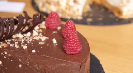 Nowa cukiernia ?Nie jestem z cukru? w Blue City Styl życia, LIFESTYLE - Słodkie przysmaki, ciasta, ciasteczka i torty bez cukru lub mąki? To możliwe. Wypieki z cukierni ?Nie jestem z cukru? mogą jeść do woli osoby, które unikają zbędnych kalorii, diabetycy i alergicy.